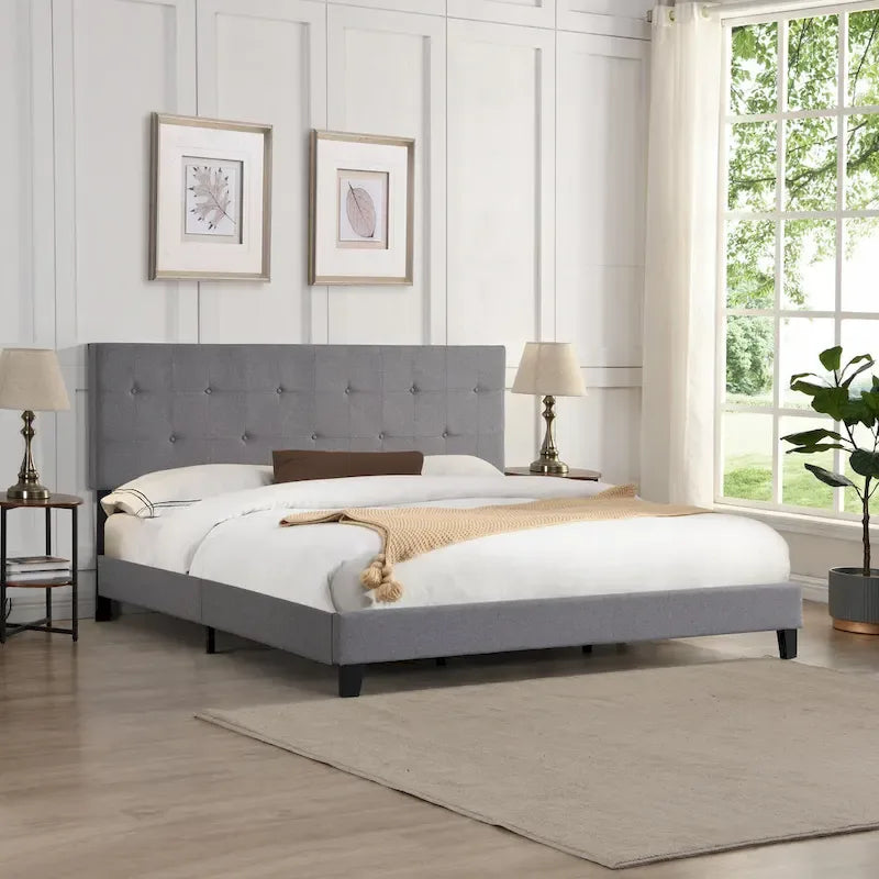 Lit plateforme capitonné Queen Size avec tête de lit capitonnée