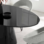 Fournir une table de salle à manger ovale 75